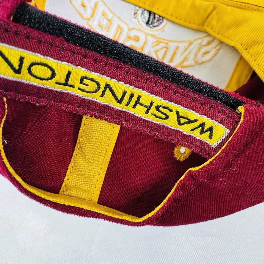 Mens‎ Vintage Washington Redskins Annco Corduroy Hat Burgundy Yellow NFL Cap